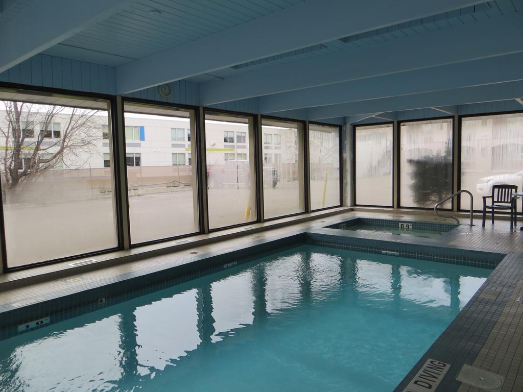 Hotel Ramada Limited Calgary Zewnętrze zdjęcie